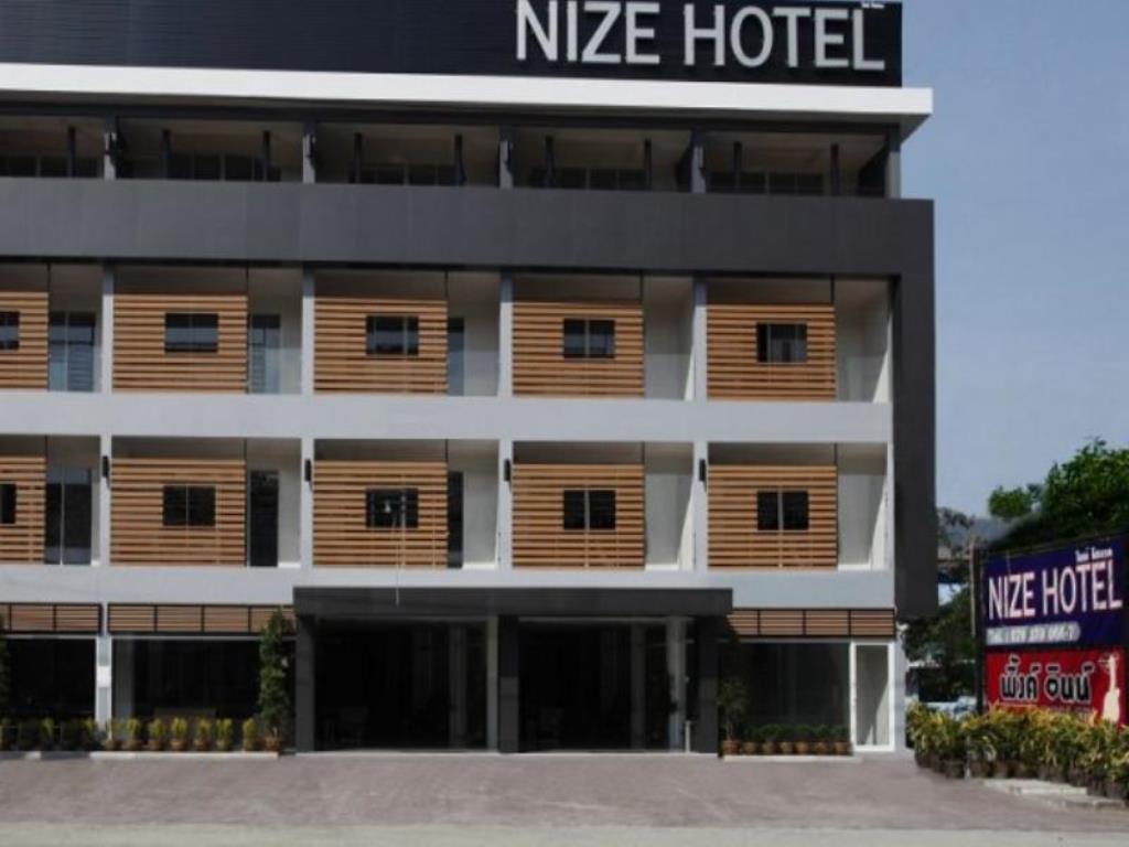 Nize Hotel - Sha Plus Phuket Esterno foto